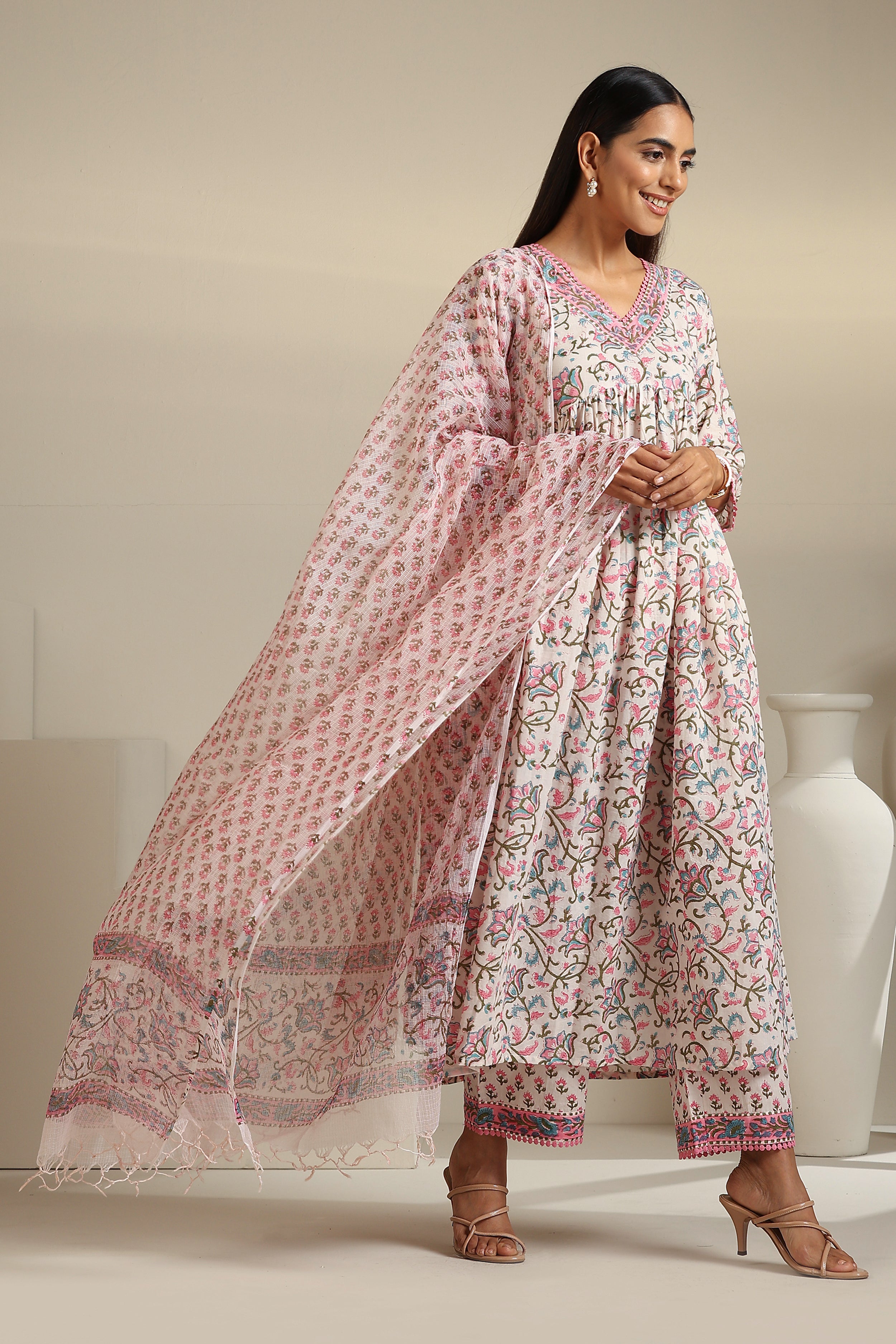 Pink Hydrangea Embroidered Kurta Set of 3