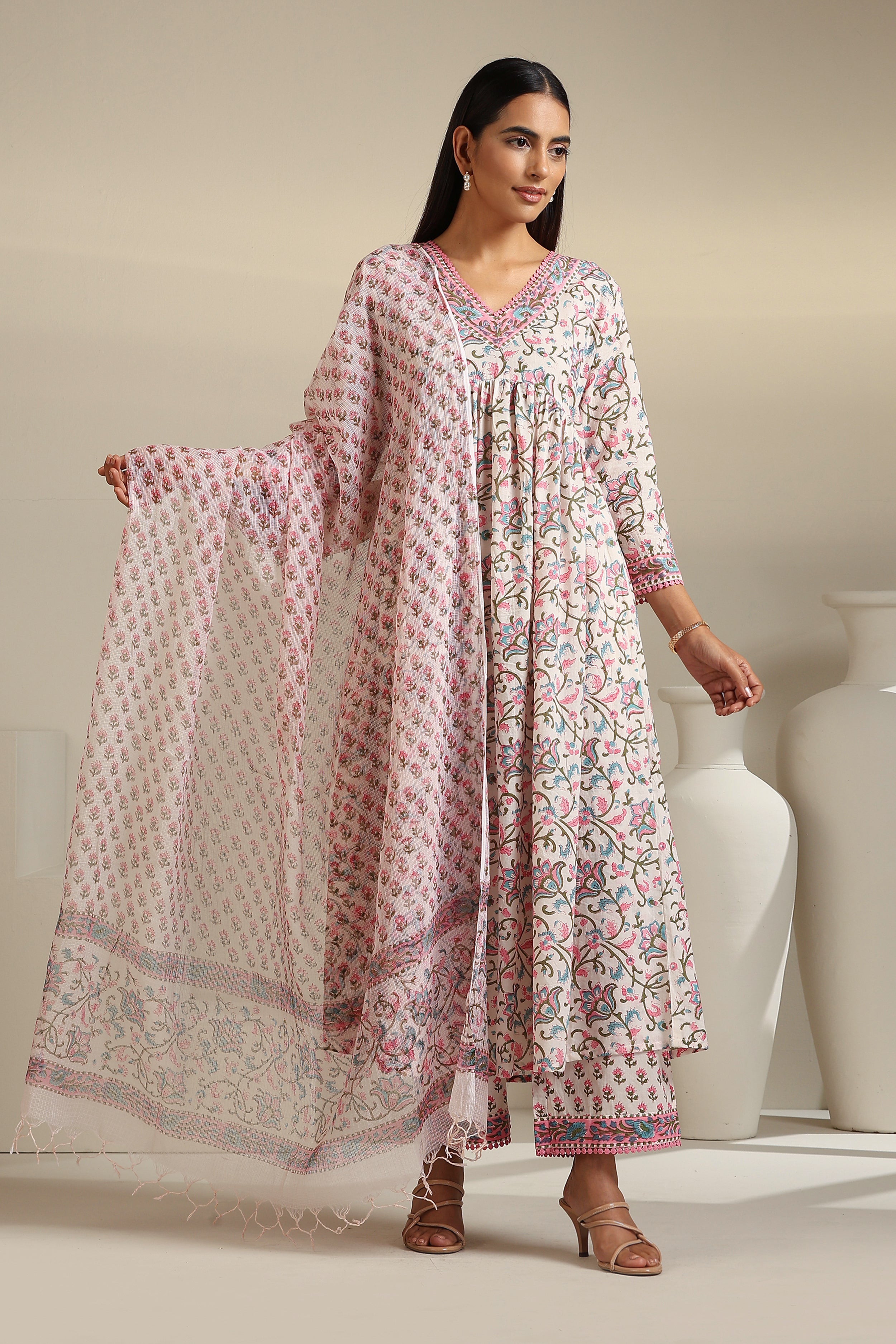 Pink Hydrangea Embroidered Kurta Set of 3