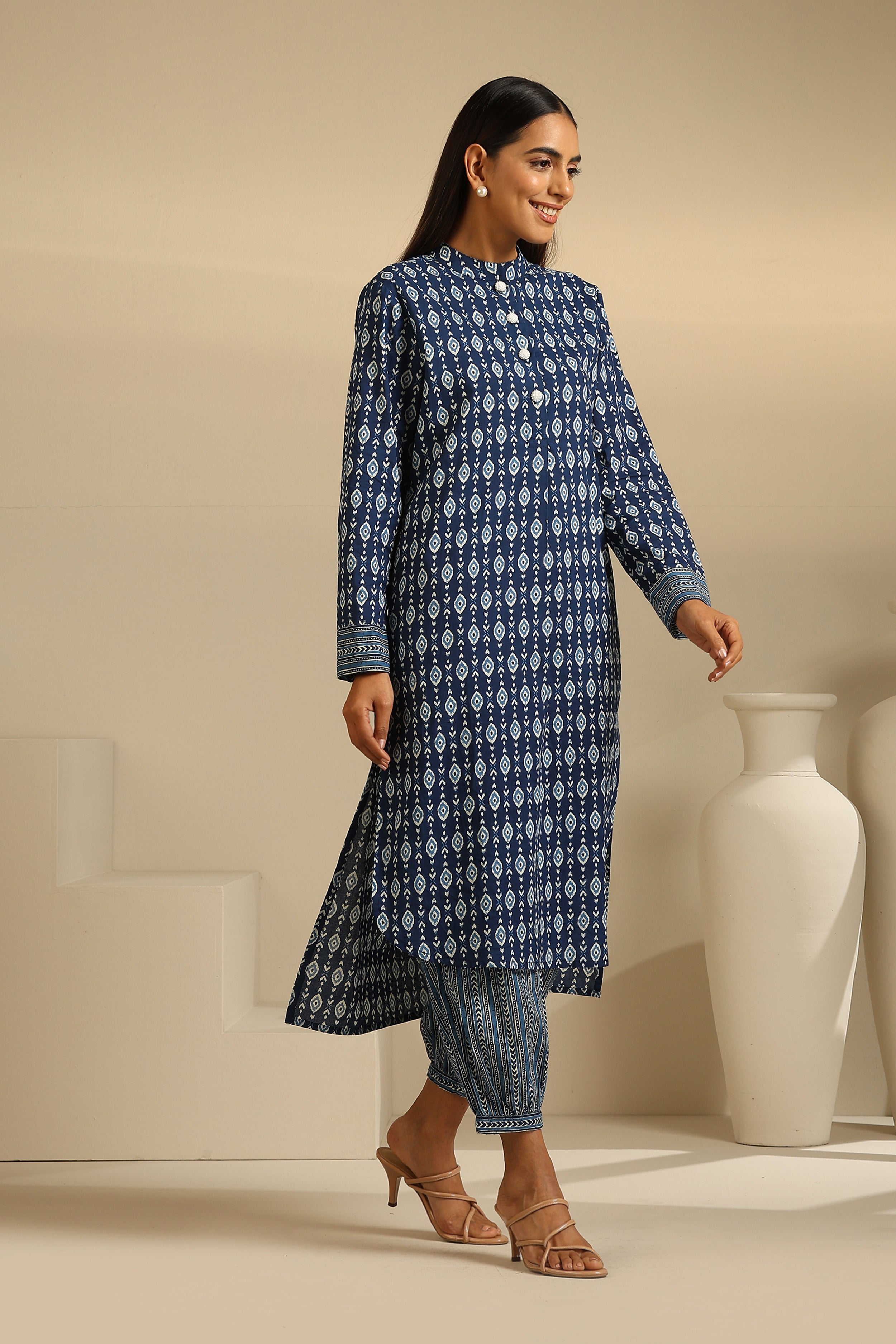 Indigo Geometric Kurta Set of 2