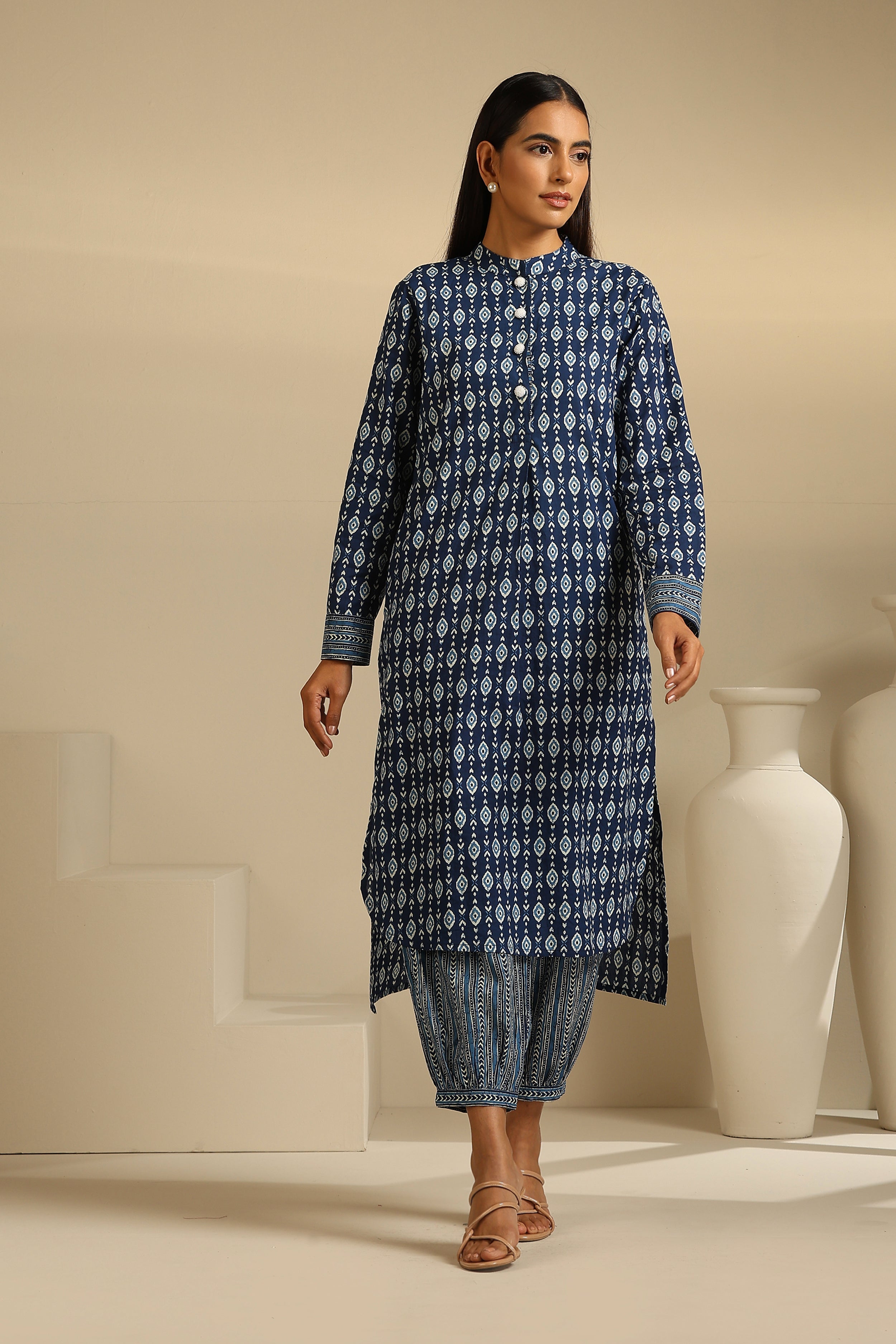 Indigo Geometric Kurta Set of 2