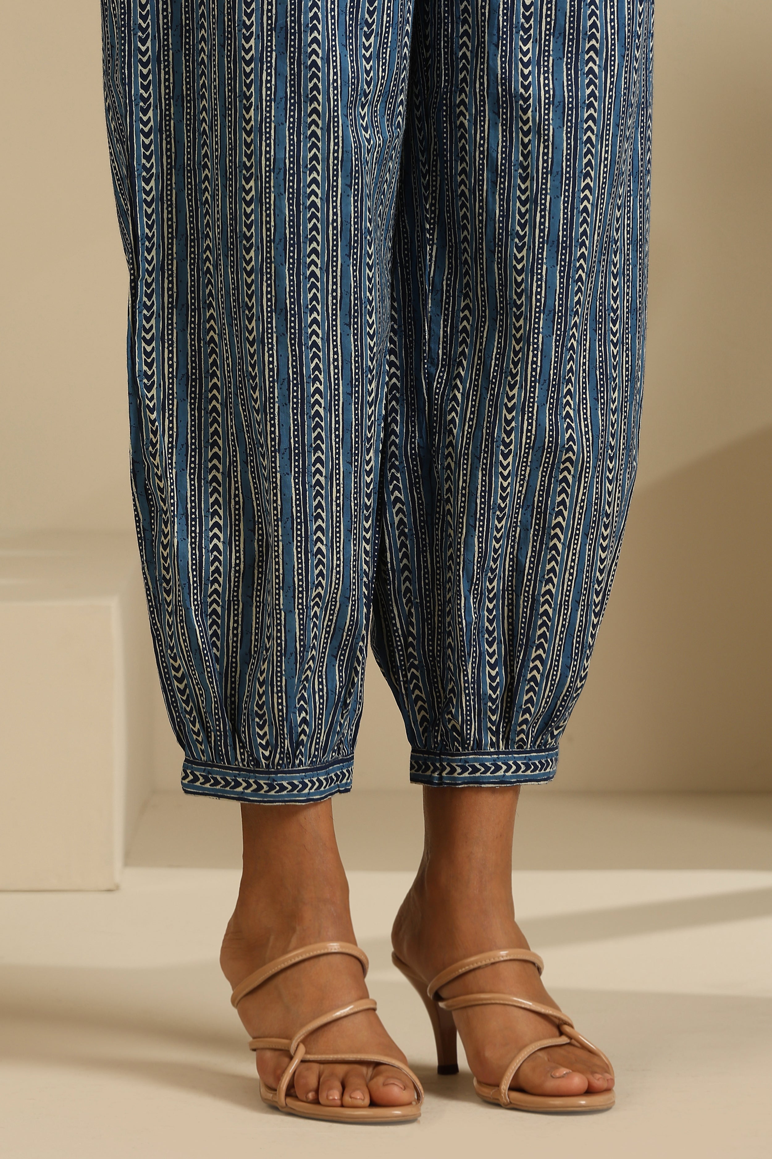 Indigo Geometric Kurta Set of 2