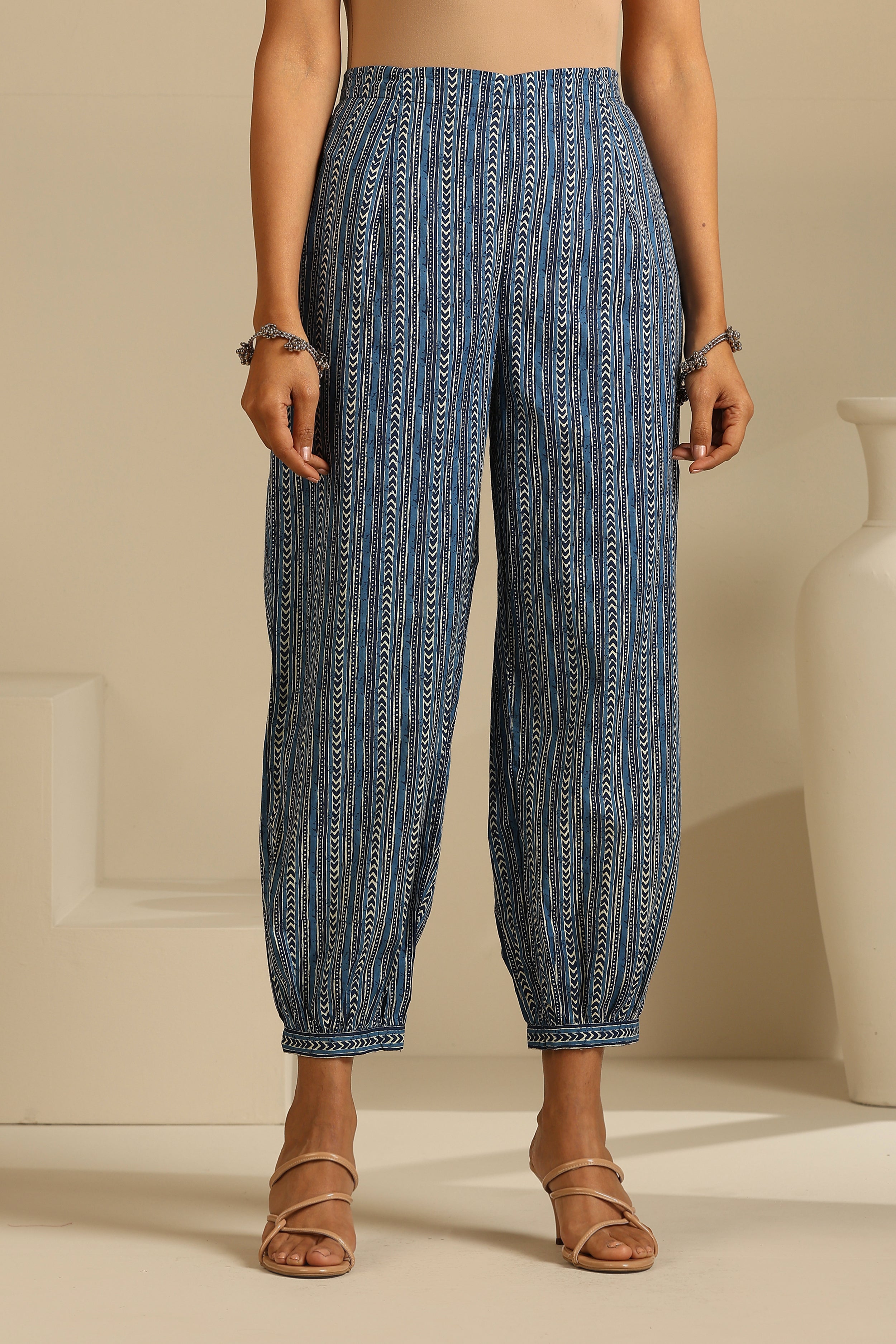 Indigo Geometric Kurta Set of 2