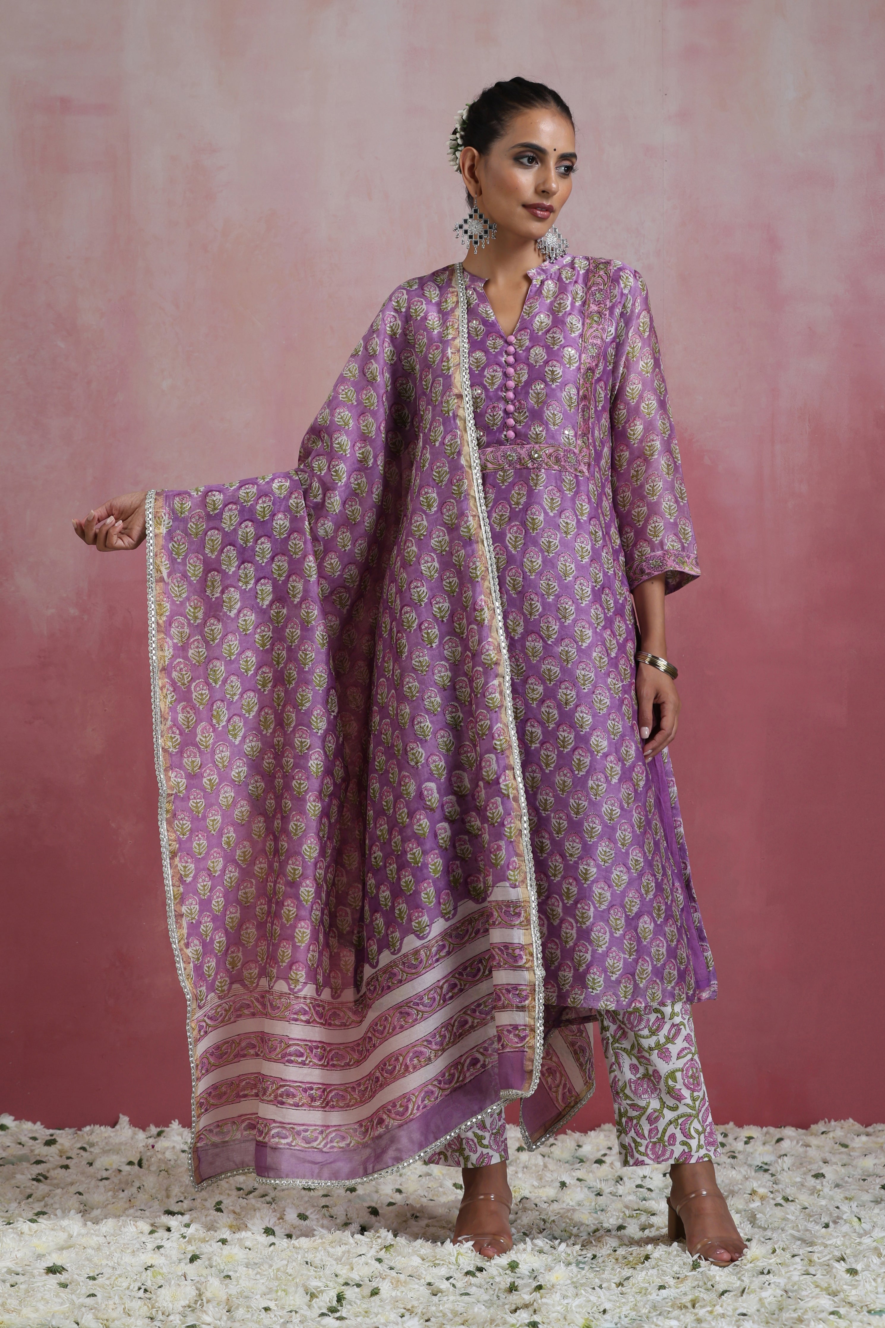 Lilac Lidia Gota Patti Embroidered Chanderi Kurta Set of 3