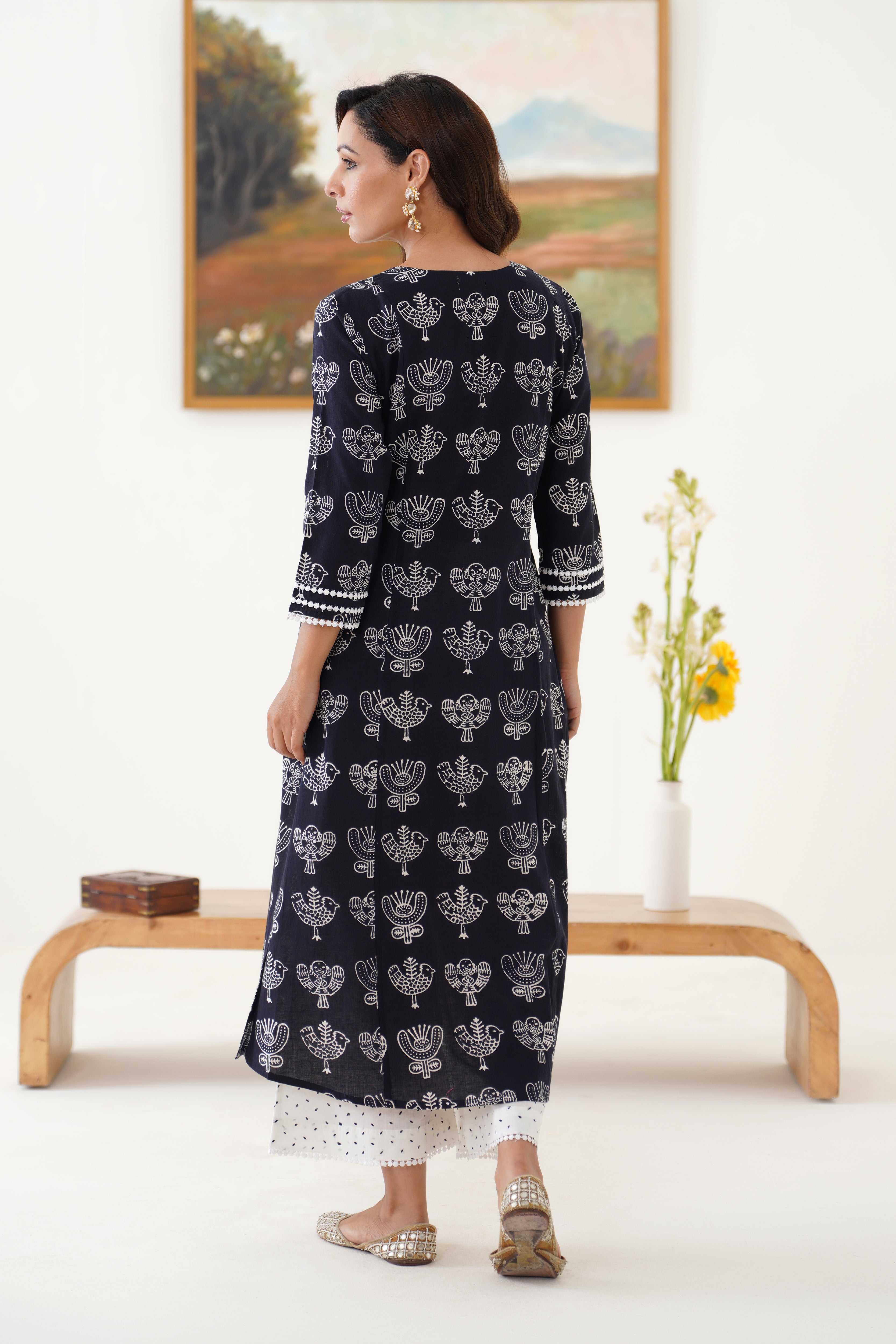 Black Becca Motifs Kurta Set of 2