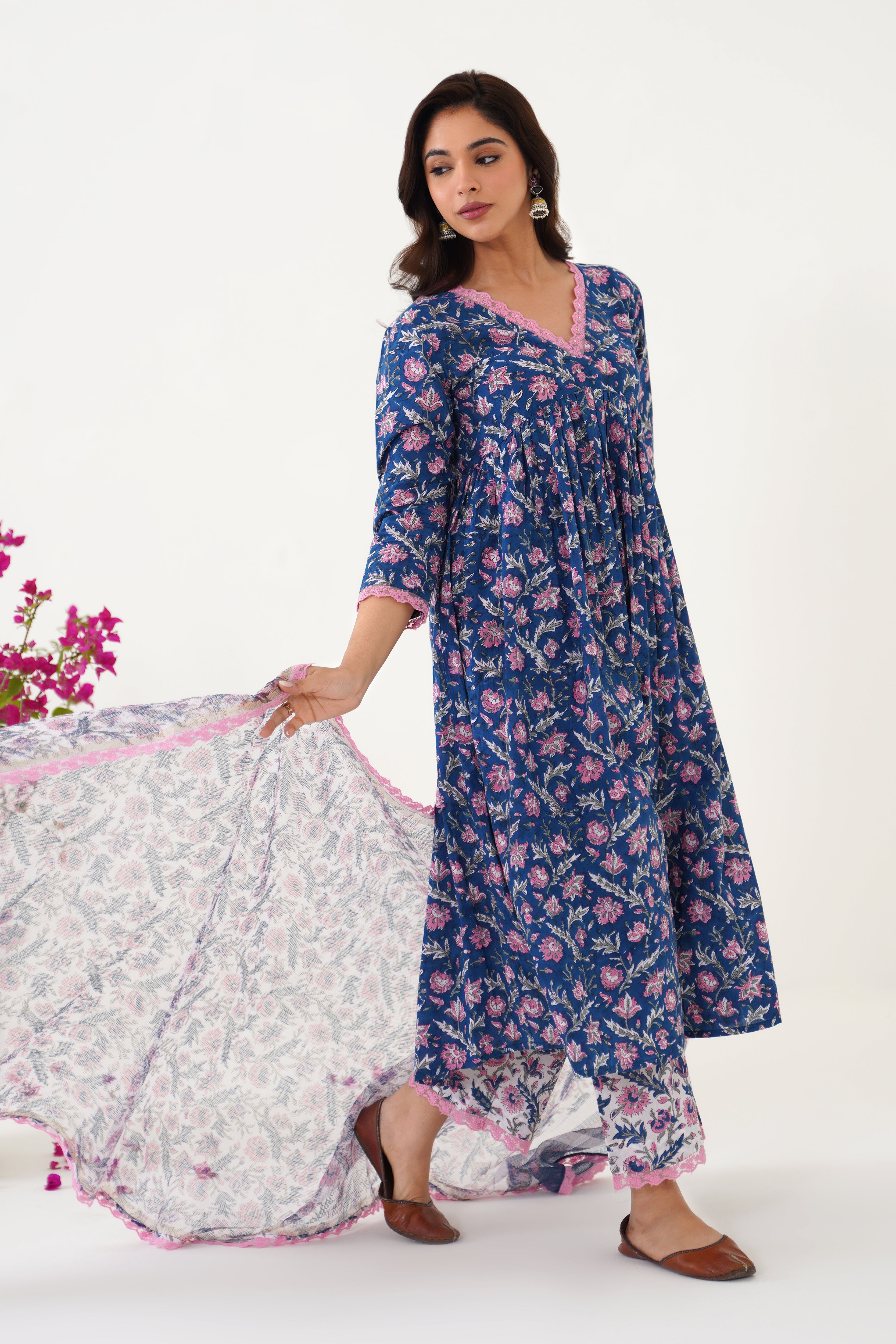 Blue Amyra Embroidered Kurta Set of 3
