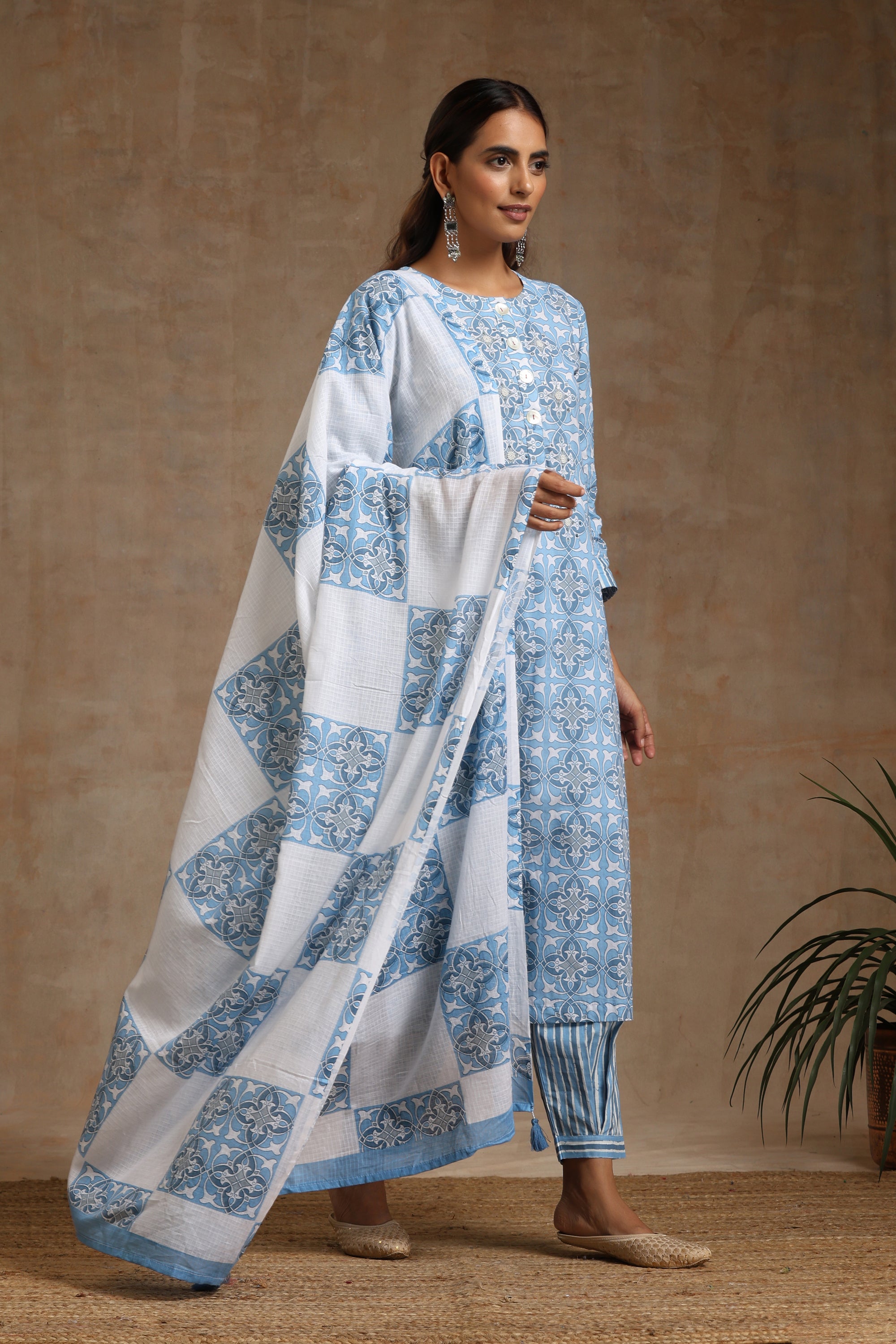 Sky Blue Geometric Embroidered Kurta Set of 3