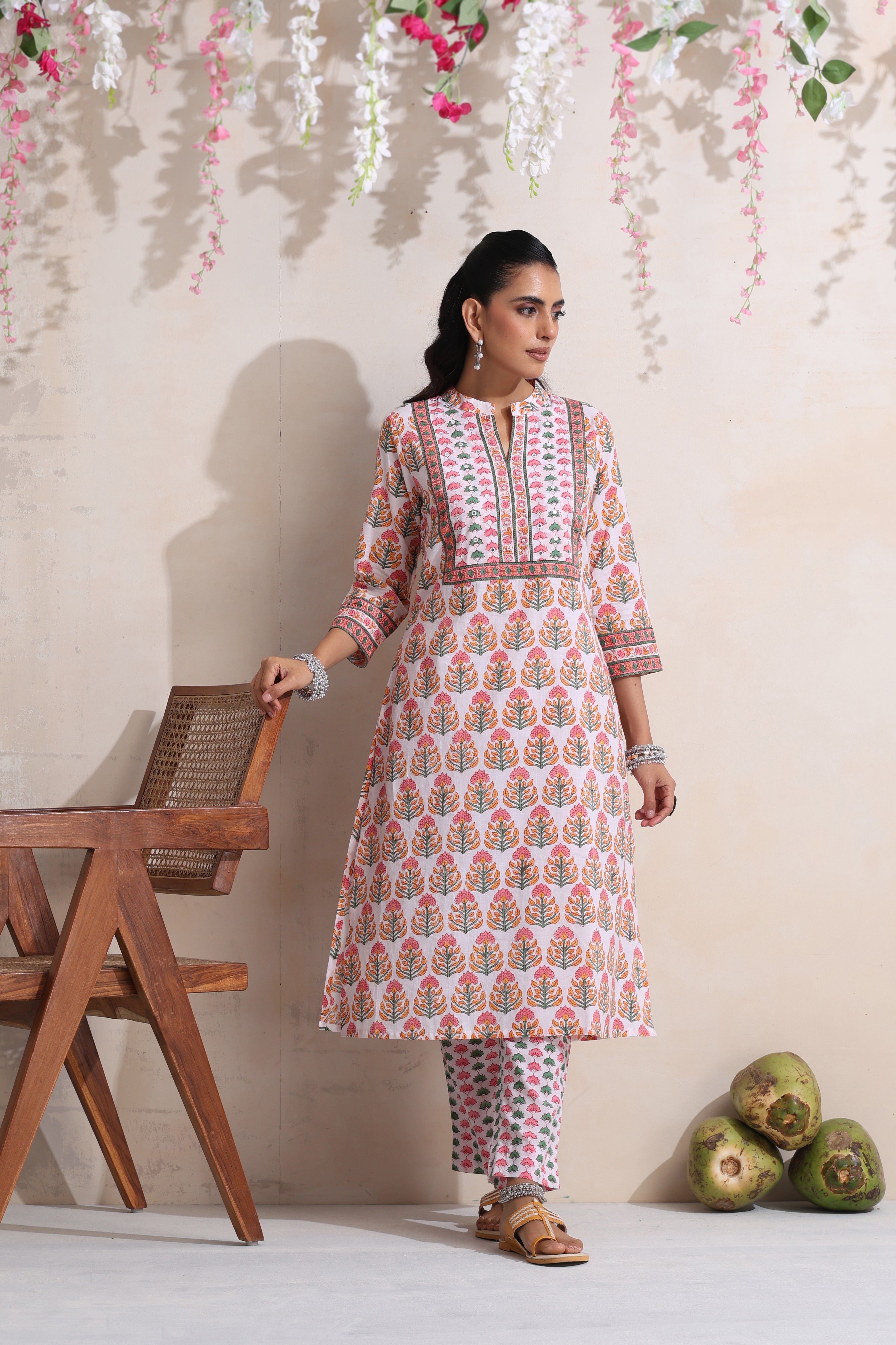 White Willow Embroidered Kurta Set of 3