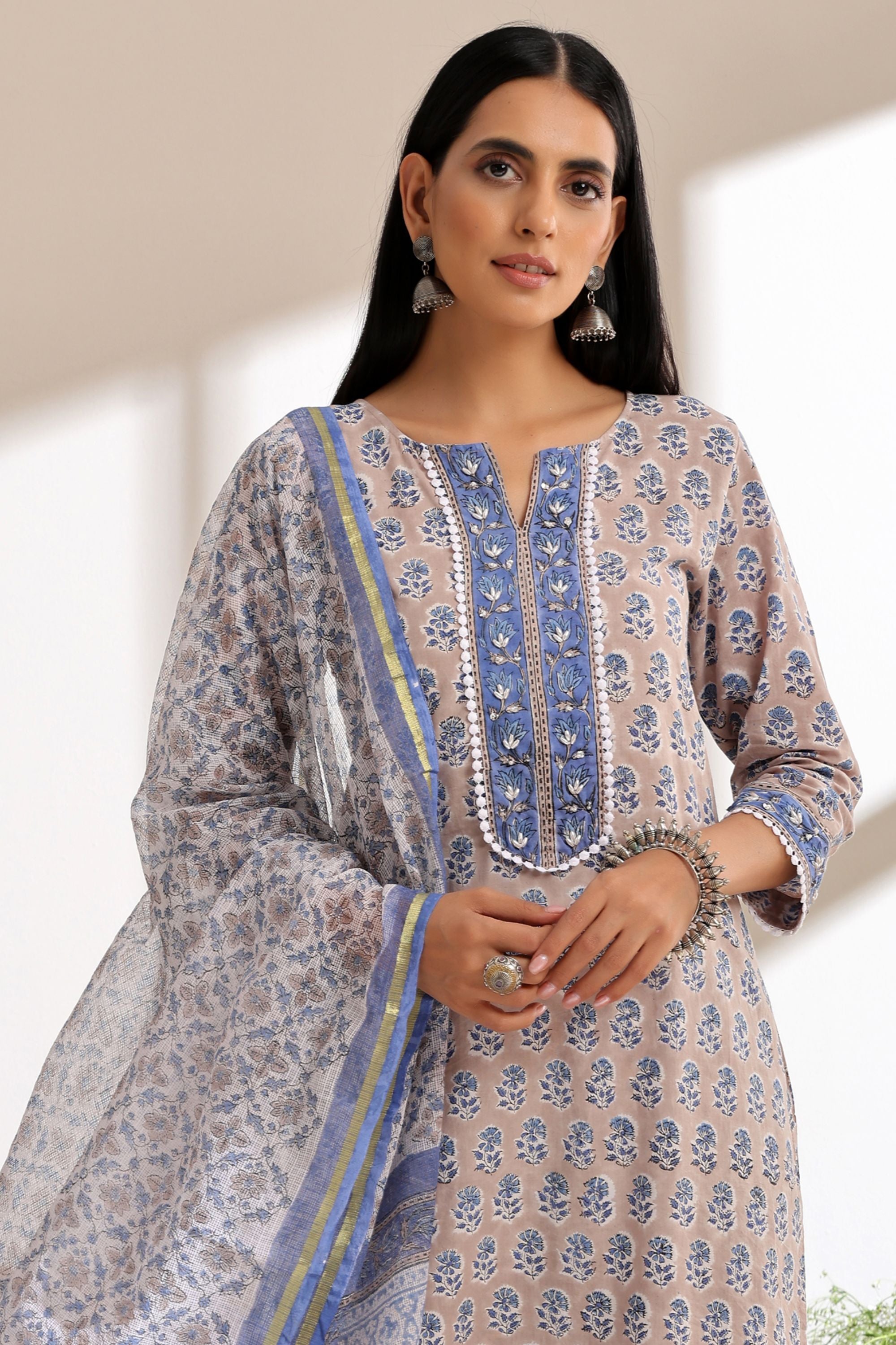 Ash Grey Pearl Embroidered Kurta Set of 3