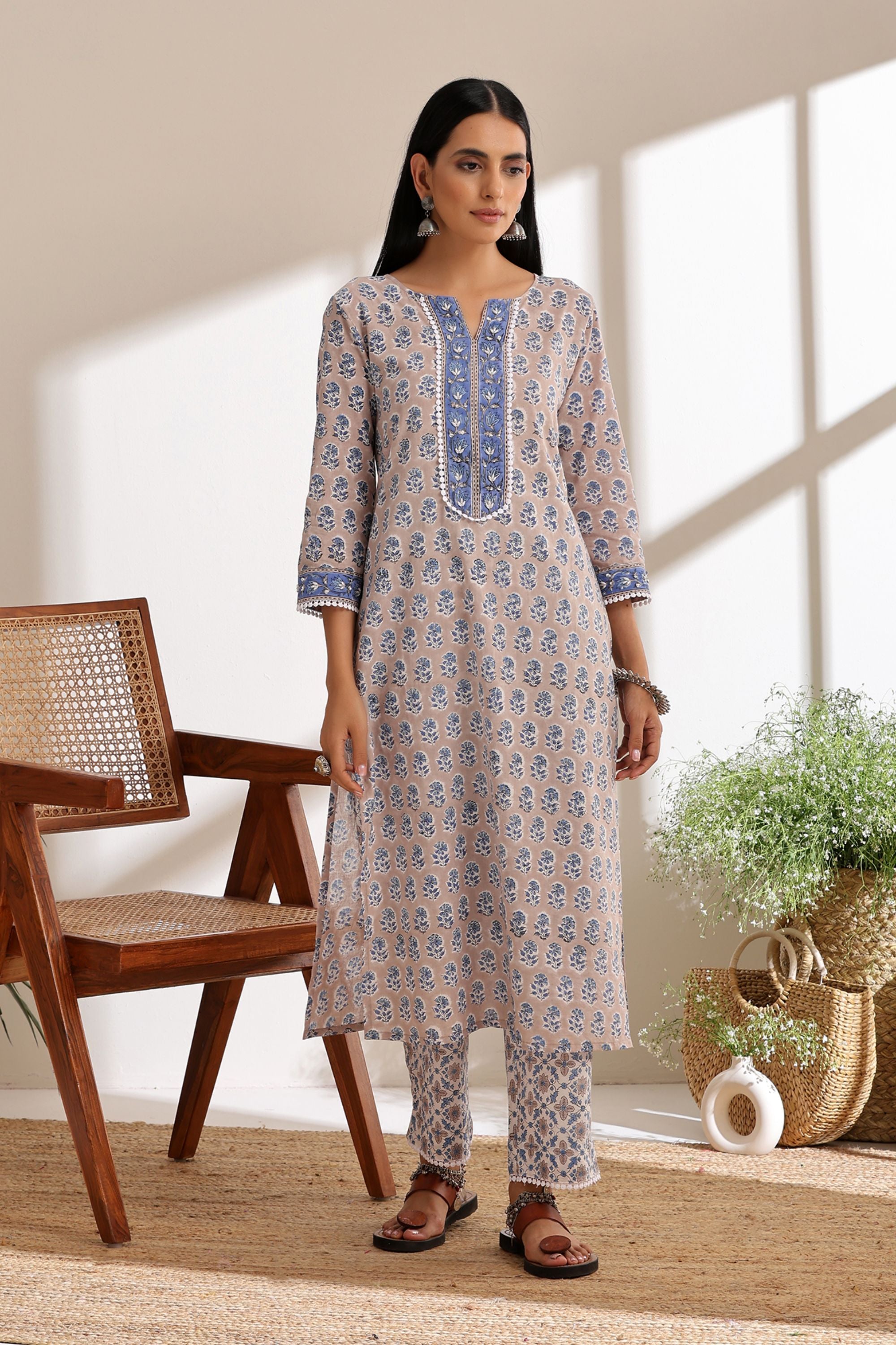 Ash Grey Pearl Embroidered Kurta Set of 3