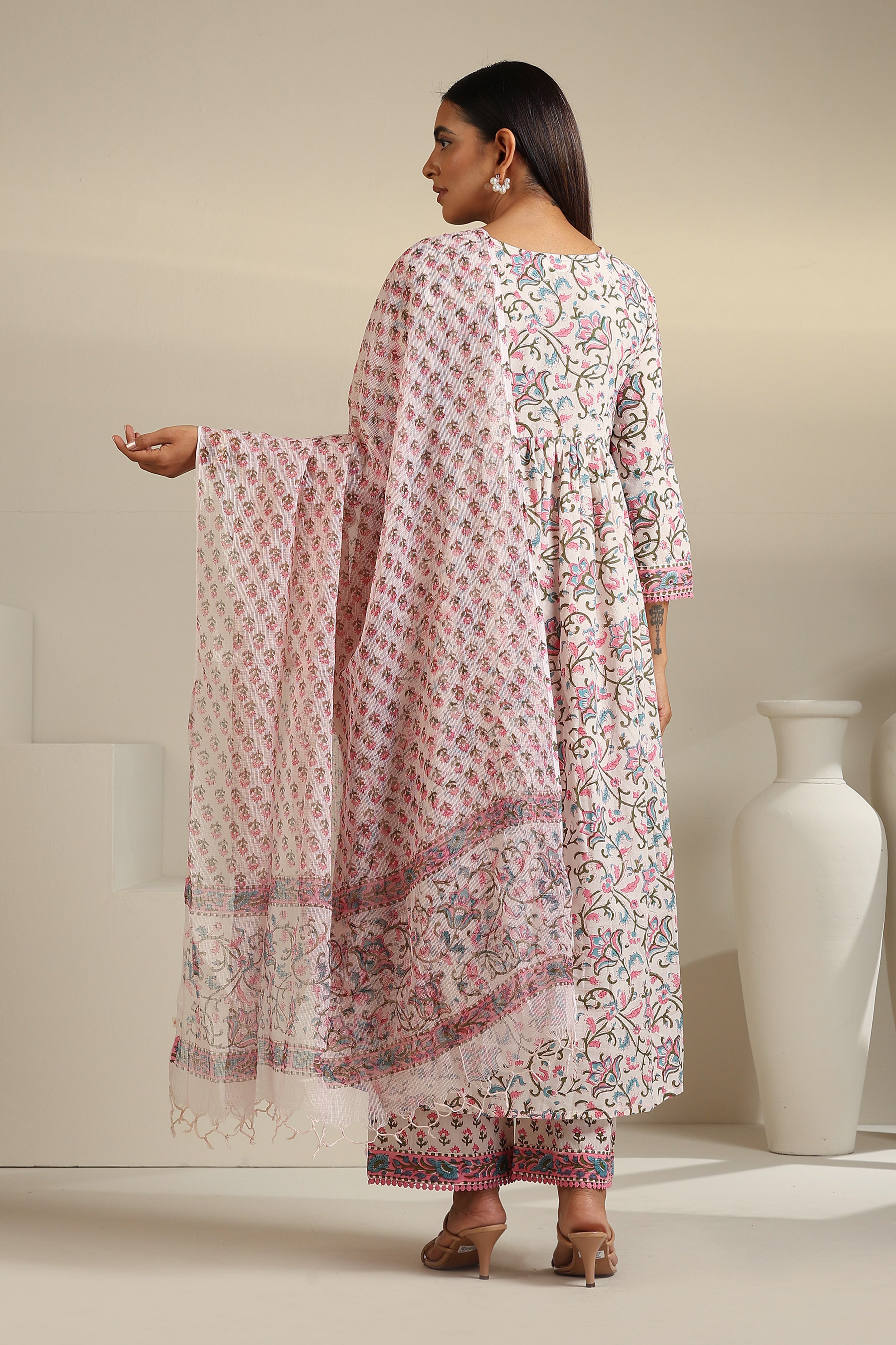 Pink Hydrangea Embroidered Kurta Set of 3