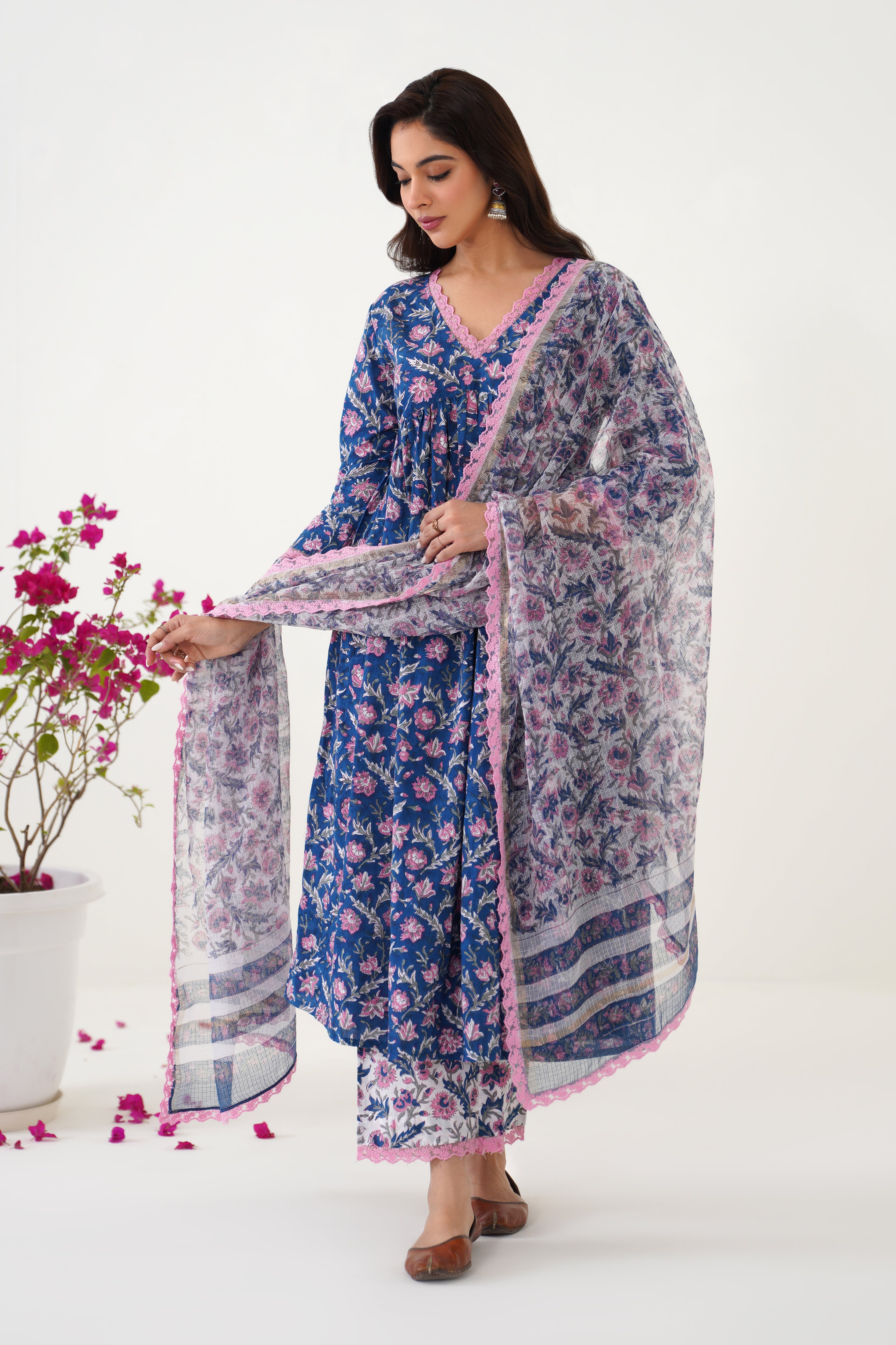 Blue Amyra Embroidered Kurta Set of 3