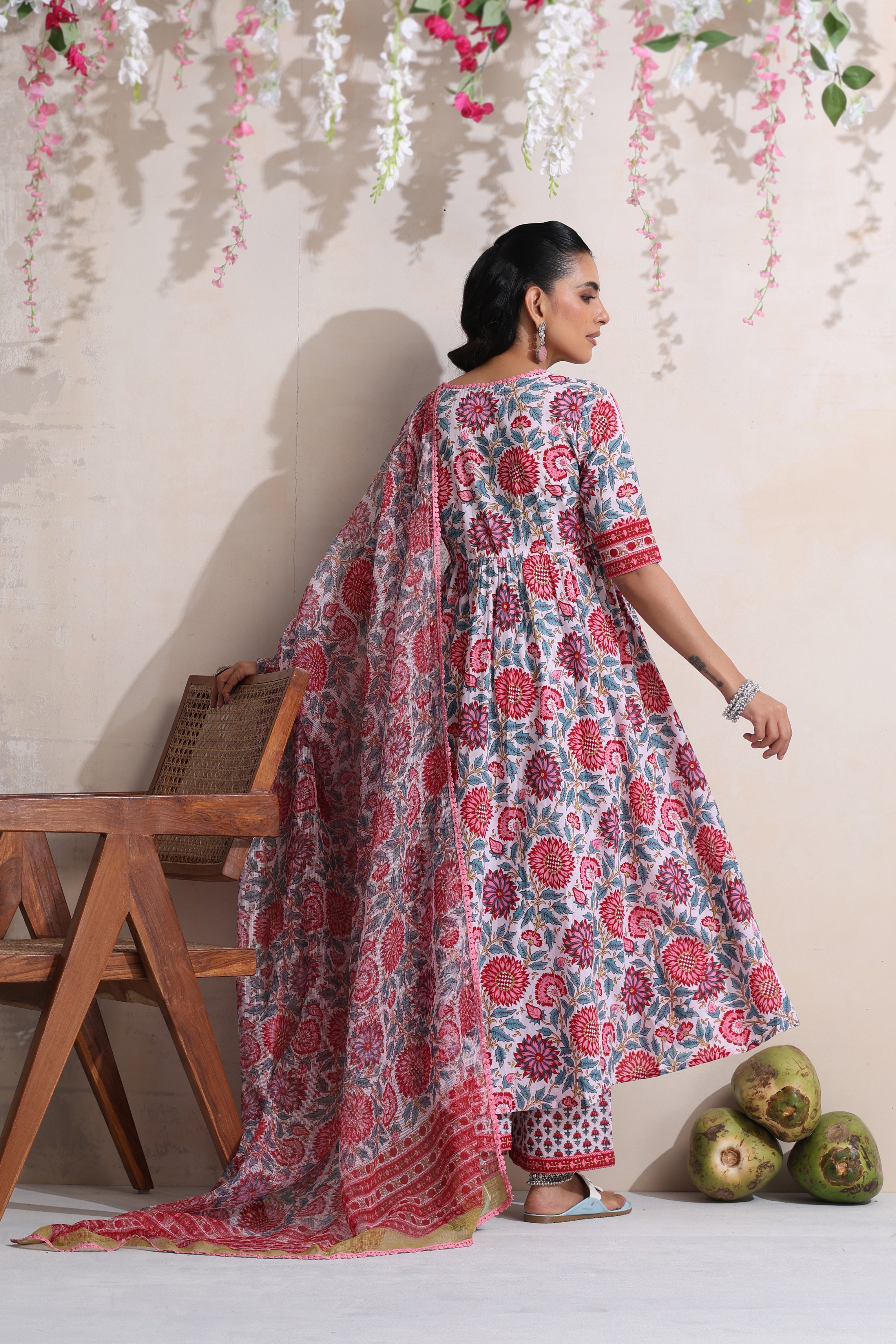 White Wisteria Gathered Kurta Set of 3