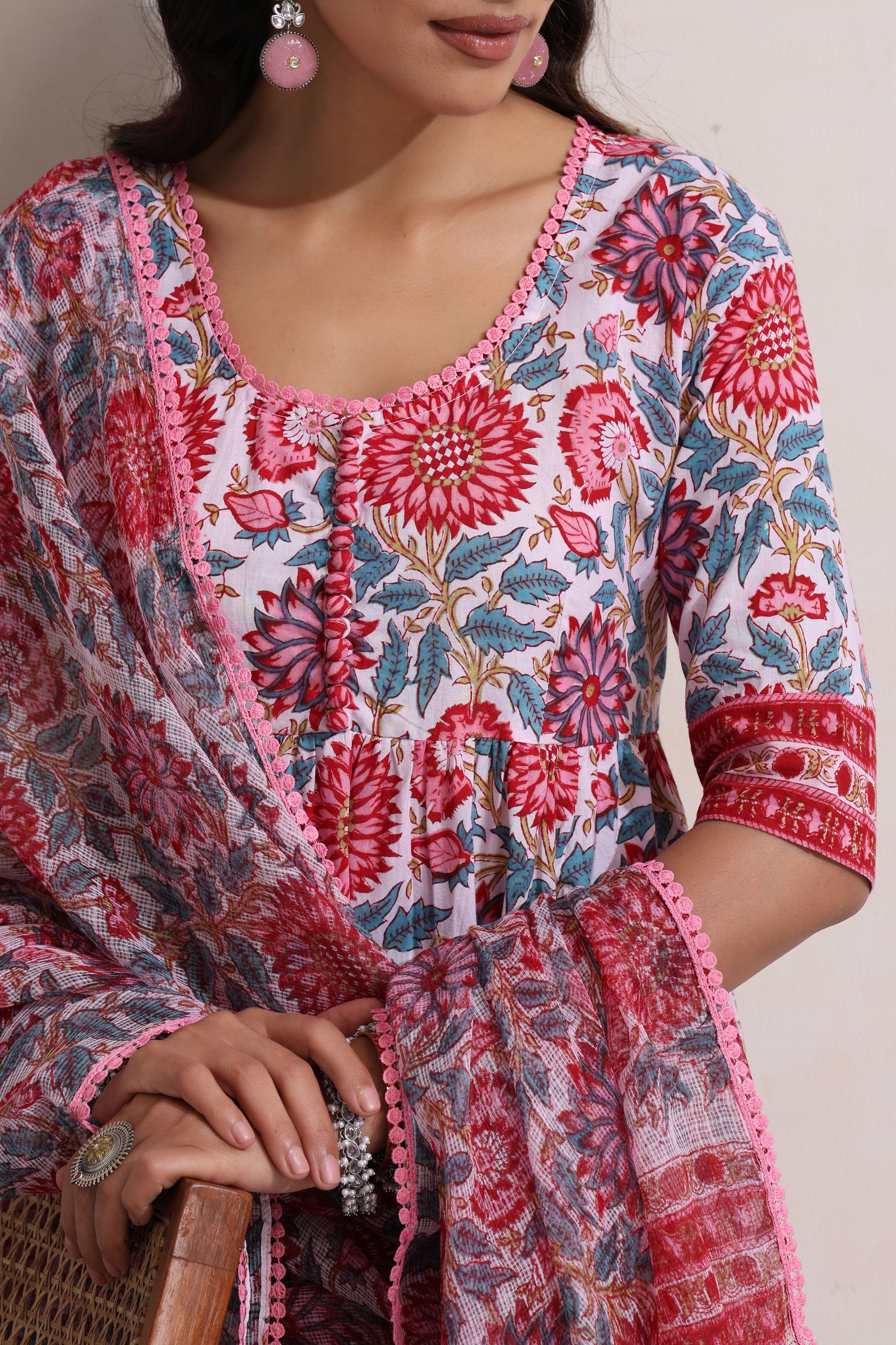 White Wisteria Gathered Kurta Set of 3