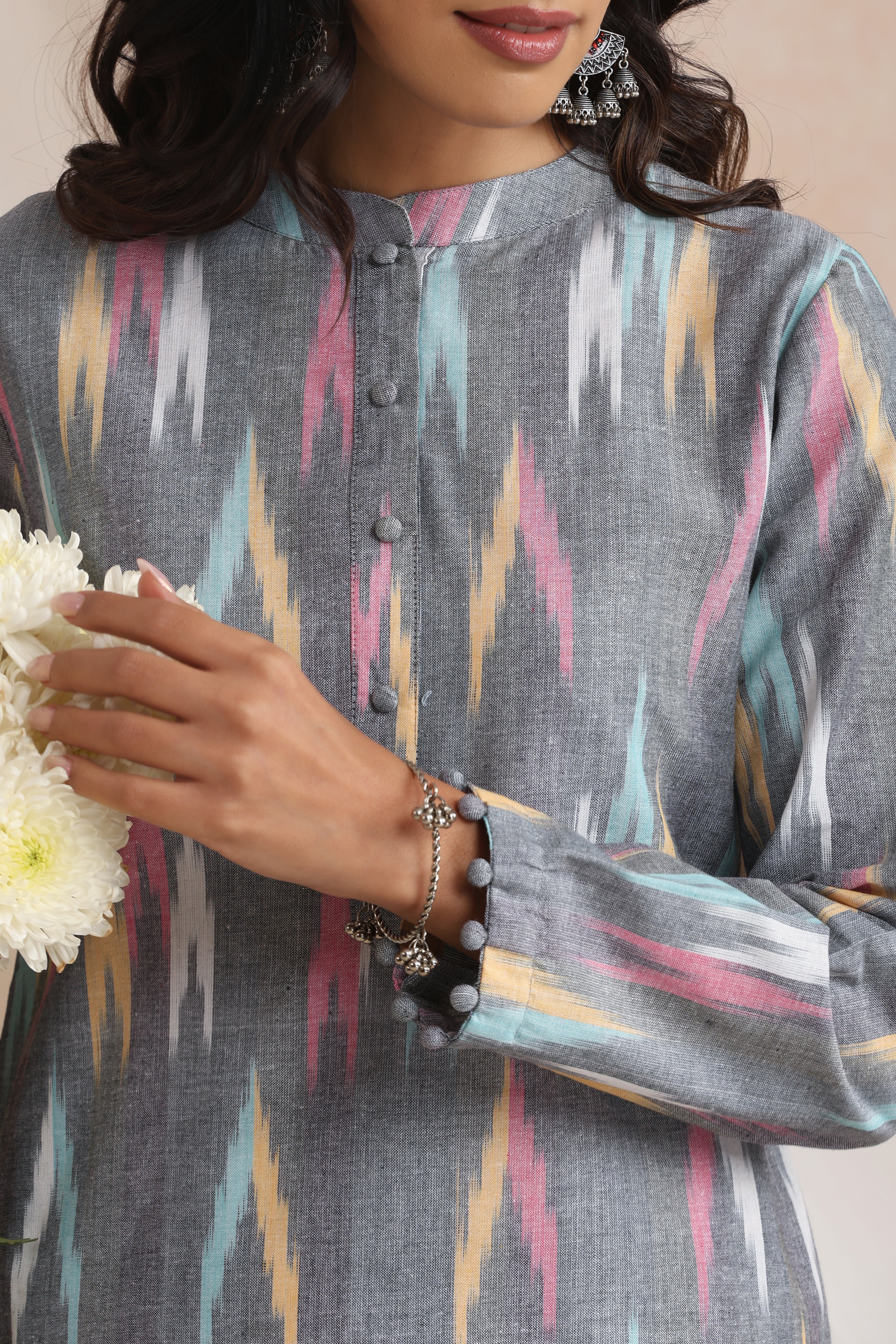 Grey Giva Ikat Handloom Cotton Kurta Set of 2