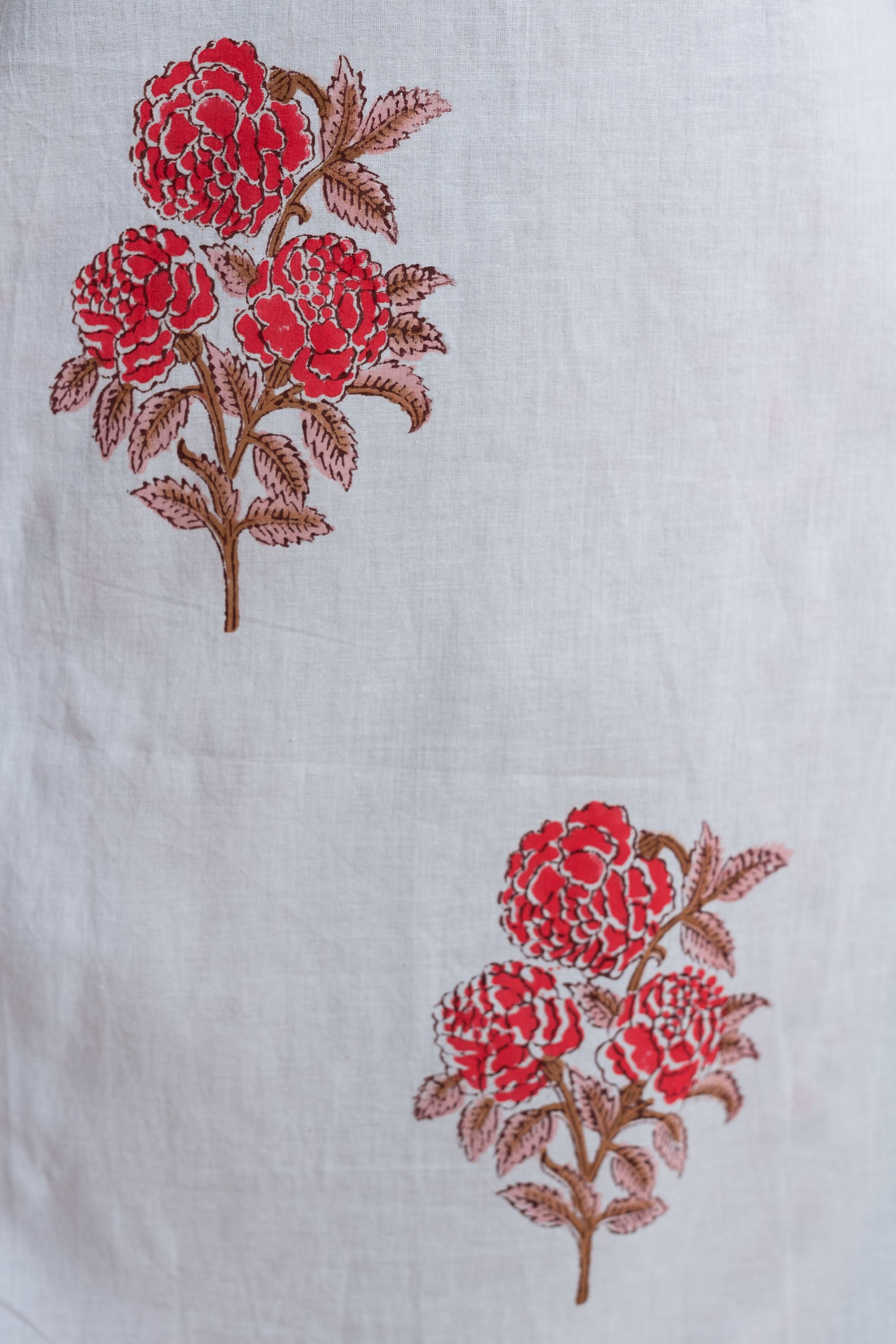 Rose Bloom Pintuck Kurta Set of 3